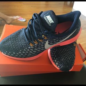 “BRAND NEW” Nike Pegasus 36 women’s  size 9.5